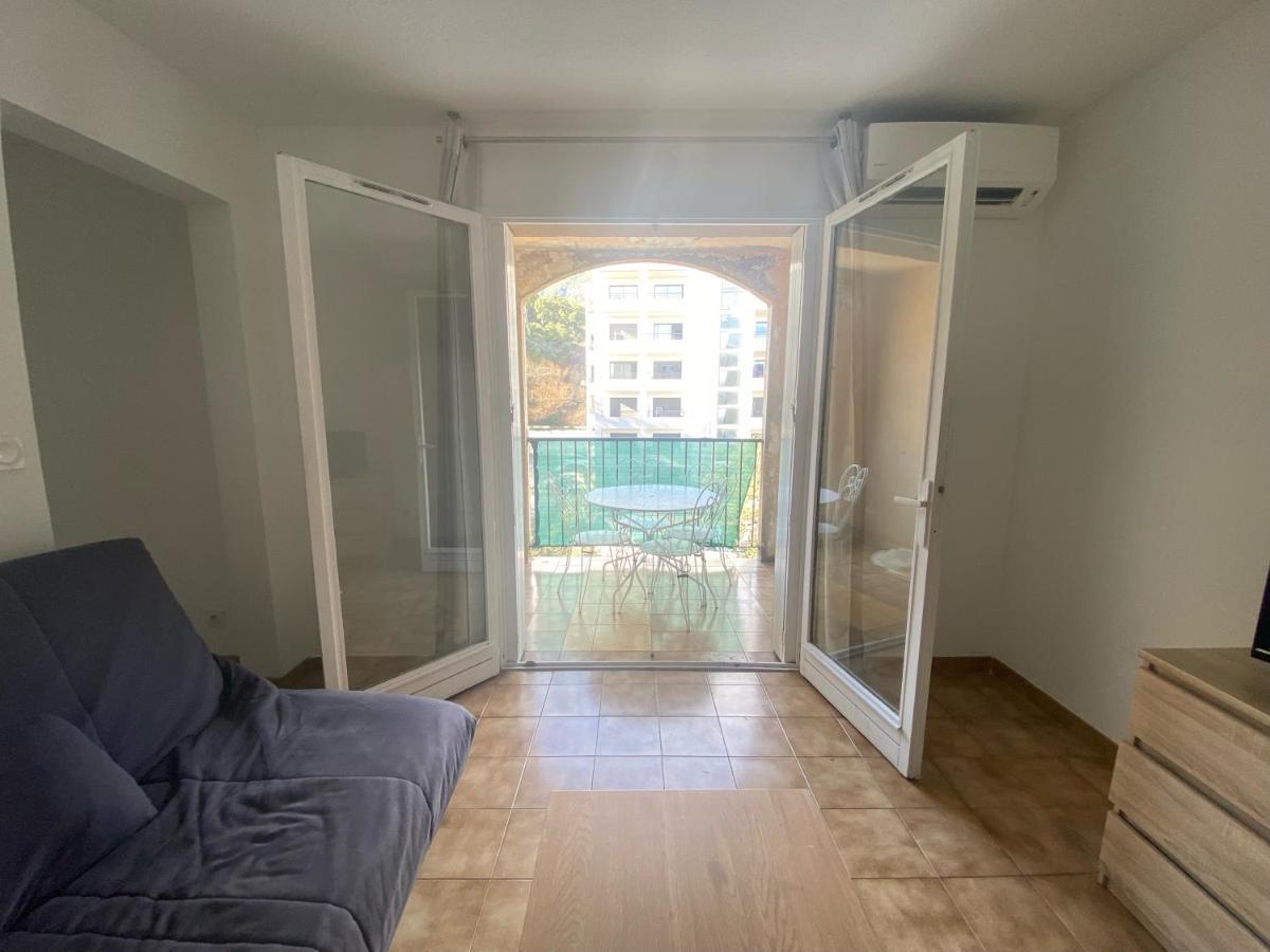 Superbe Studio, Avec Parking Sur Place Gratuit Appartement *