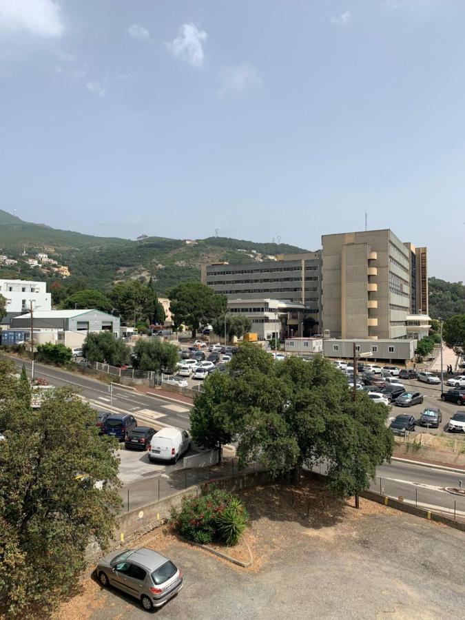 Superbe Studio, Avec Parking Sur Place Gratuit * Bastia (Corsica)
